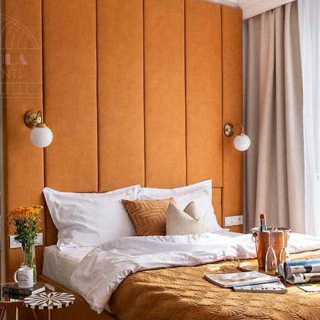 Feniks Fragola Apartments Main Square Krakow Bagian luar foto