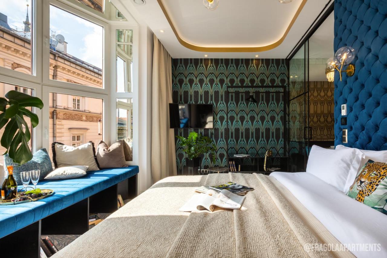 Feniks Fragola Apartments Main Square Krakow Bagian luar foto