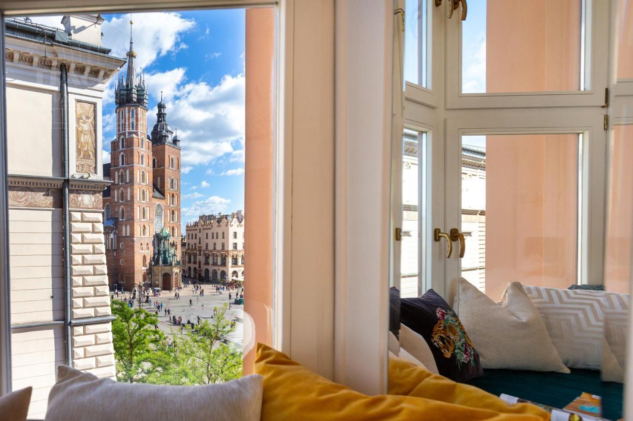 Feniks Fragola Apartments Main Square Krakow Bagian luar foto