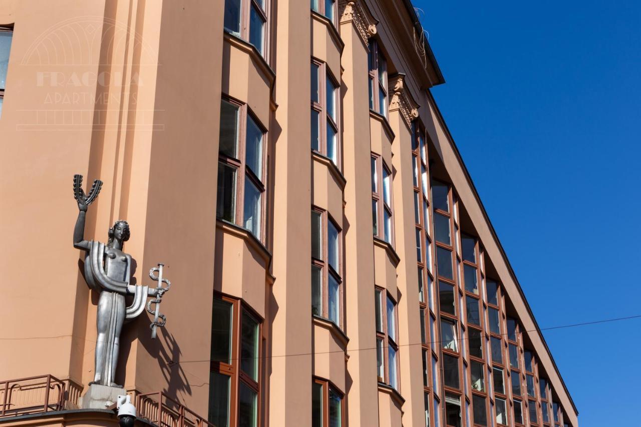 Feniks Fragola Apartments Main Square Krakow Bagian luar foto