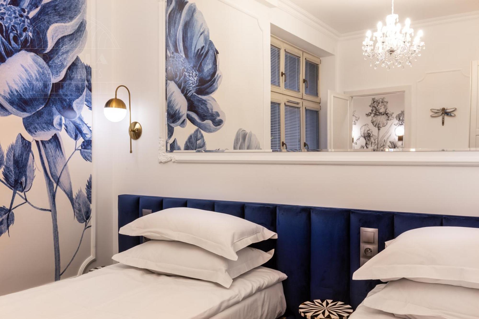 Feniks Fragola Apartments Main Square Krakow Bagian luar foto